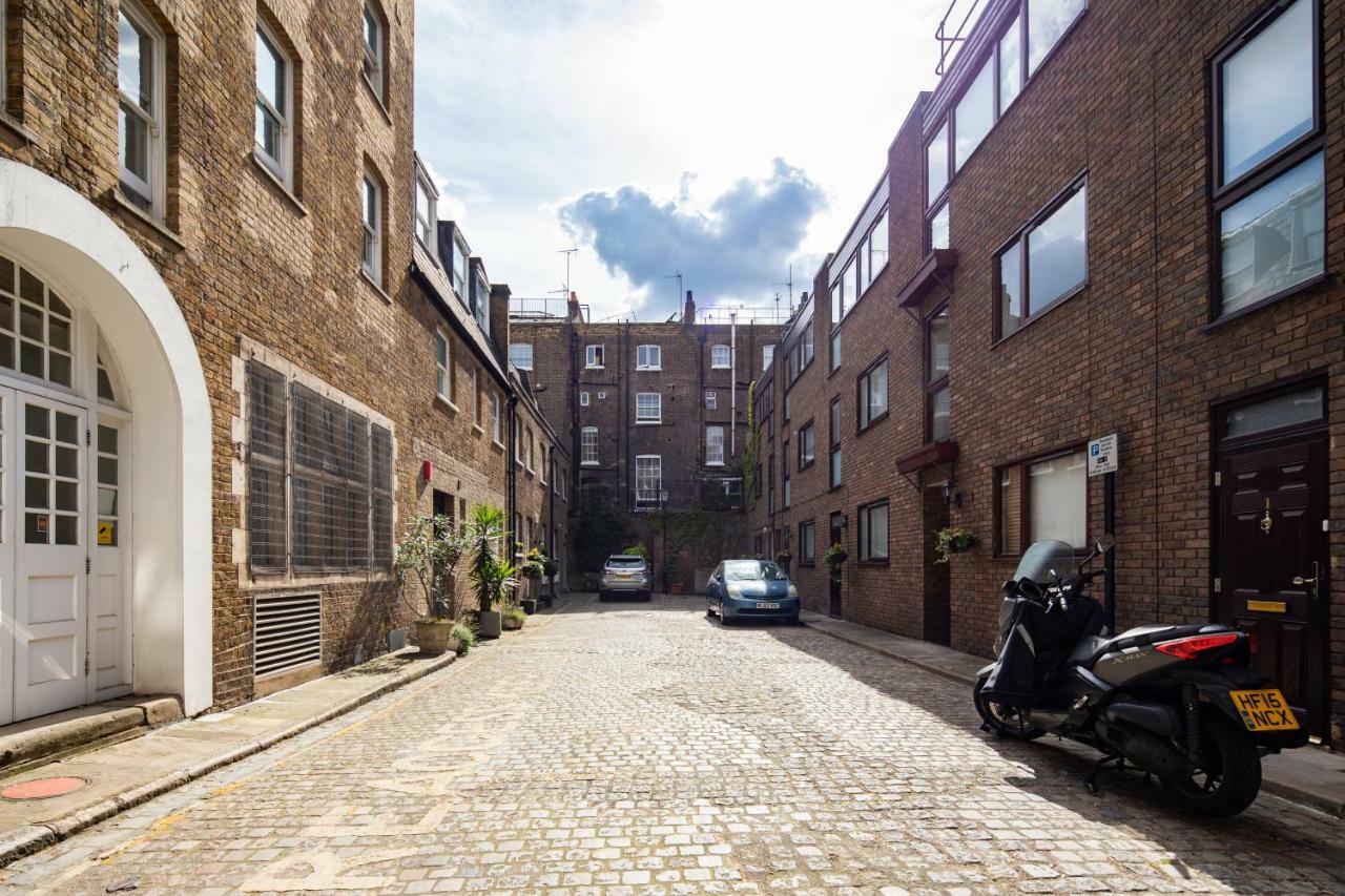 Appartamento Richardsons Mews By Lime Street Londra
