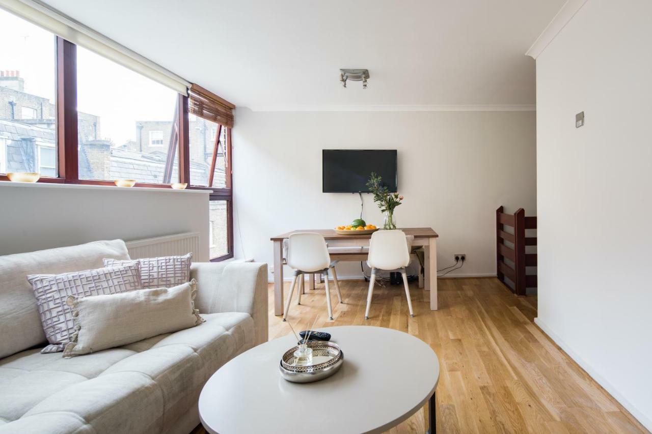 Richardsons Mews By Lime Street * Londra